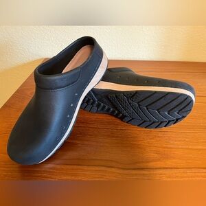 Dansko Kane EVA Molded Clogs Black
